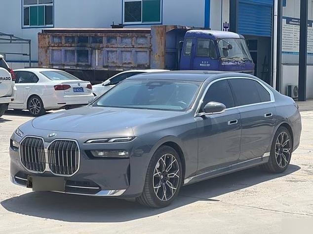 宝马9系2023款价格多少(宝马9系2020款价格)