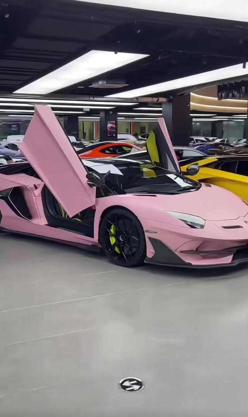 兰博基尼多少钱一辆最便宜/兰博基尼至少多少钱一辆