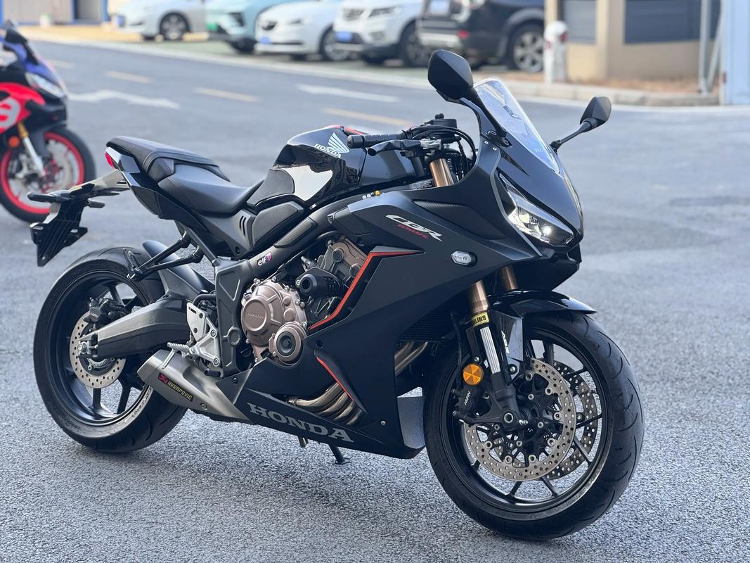 本田cbr600油耗多少 本田cbr600能跑多快