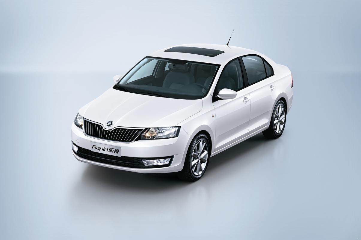 斯柯达两厢车图片(斯柯达汽车两厢车)