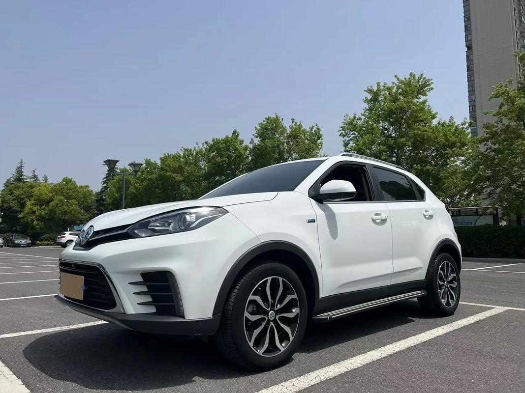 名爵suv全部车型图片大全/名爵suv价格及图片