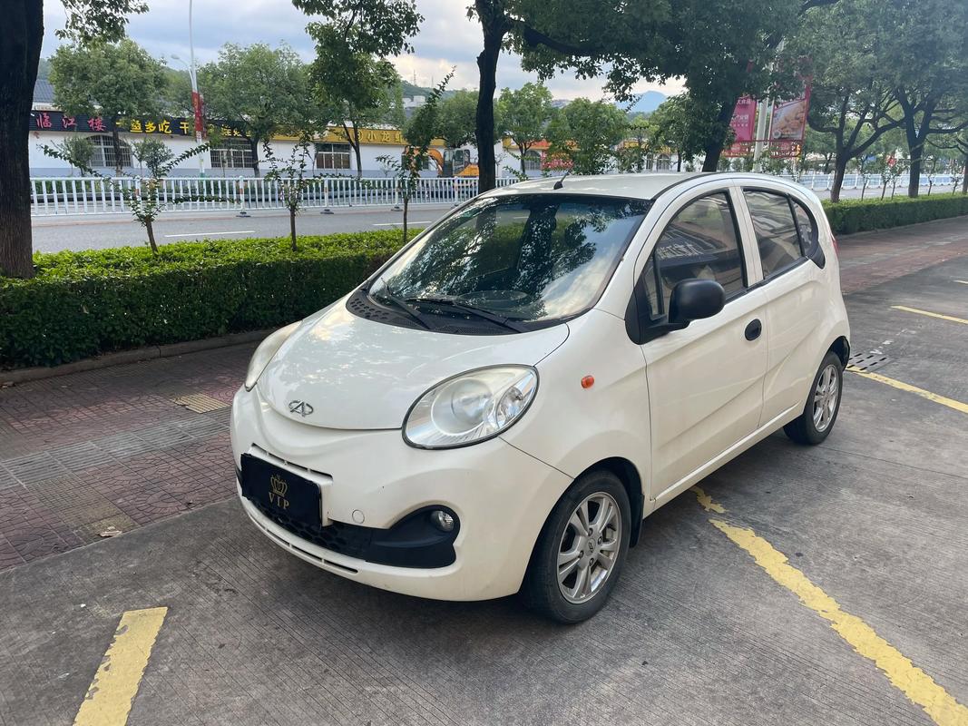 十年的奇瑞qq车价格多少钱了/十年的奇瑞能买吗