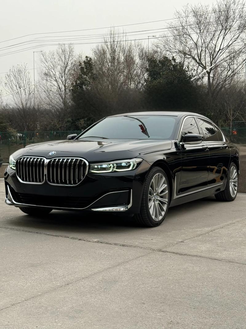 宝马7系汽车网(宝马七系大全)