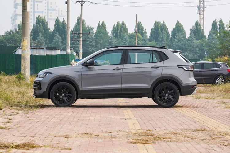 大众新锐汽车 大众新锐汽车图片