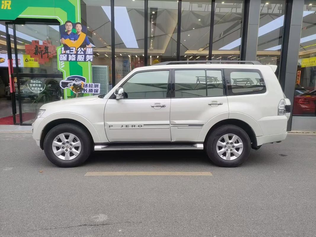 三菱帕杰罗2023款新车报价及图片 三菱帕杰罗2020款报价及图片汽车之家