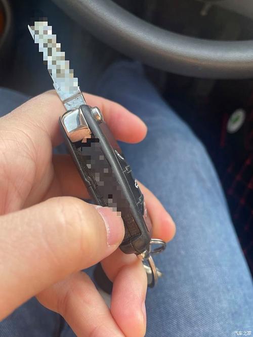 明锐车钥匙换电池视频,斯柯达明锐车钥匙换电池视频