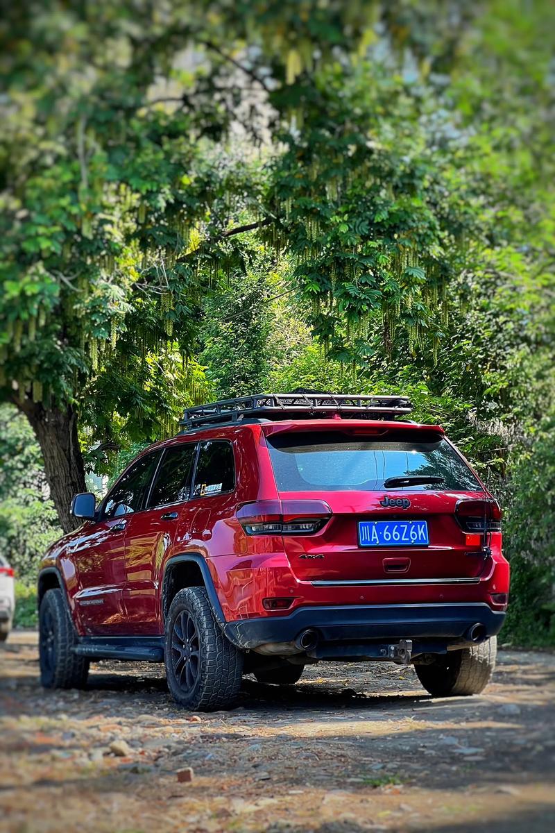 【切诺基2025款价格及参数,大切诺基配置详细参数】