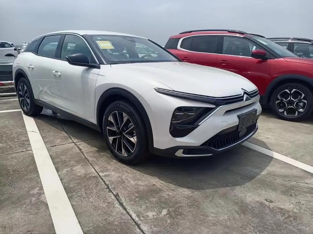 凡尔赛c5x最新优惠消息/凡尔赛c5x最新动态