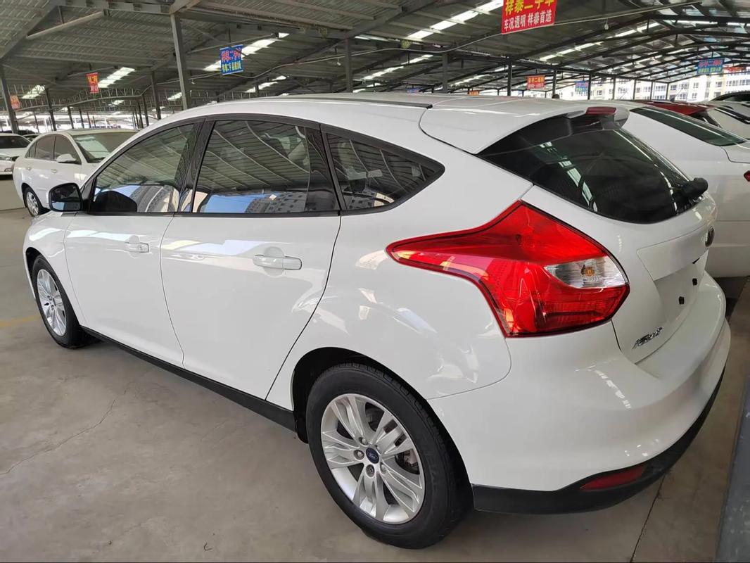 两厢福特汽车 福特汽车 两厢车