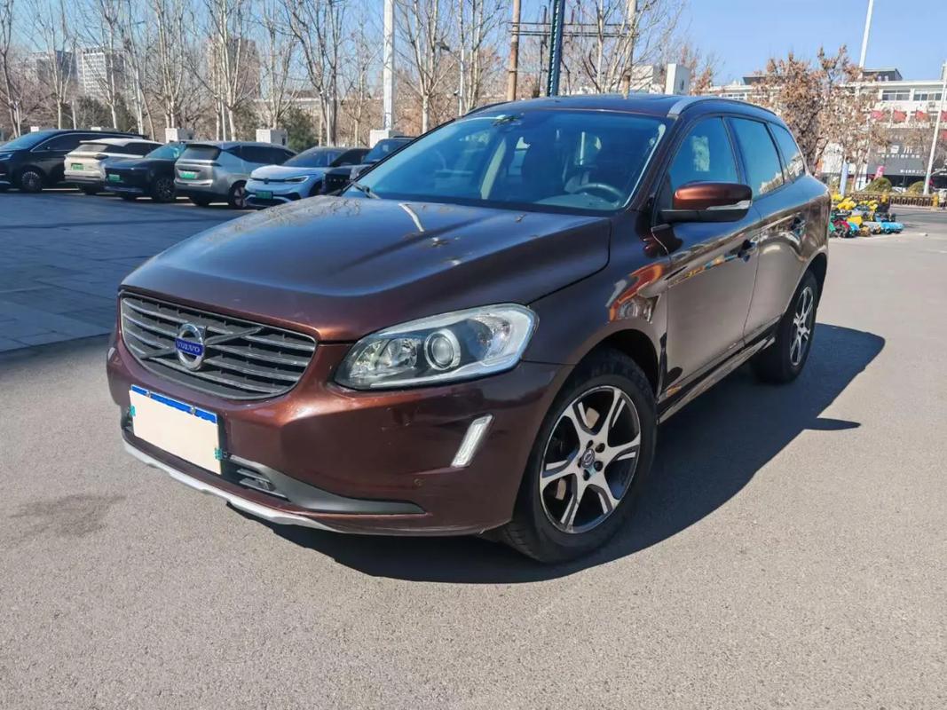 沃尔沃v602014款t5智雅版二手车保养贵吗(沃尔沃v602015款t5智雅版)