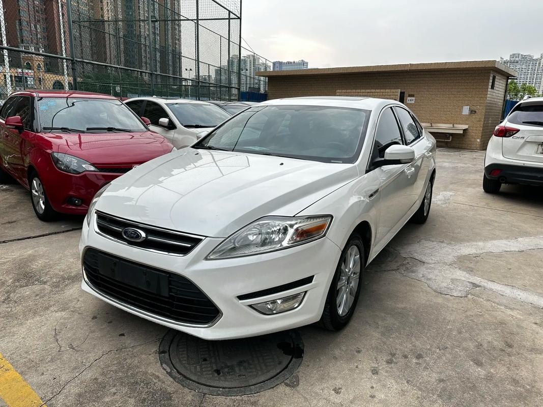 本地二手车1一3万小轿车(二手车13万小轿车)