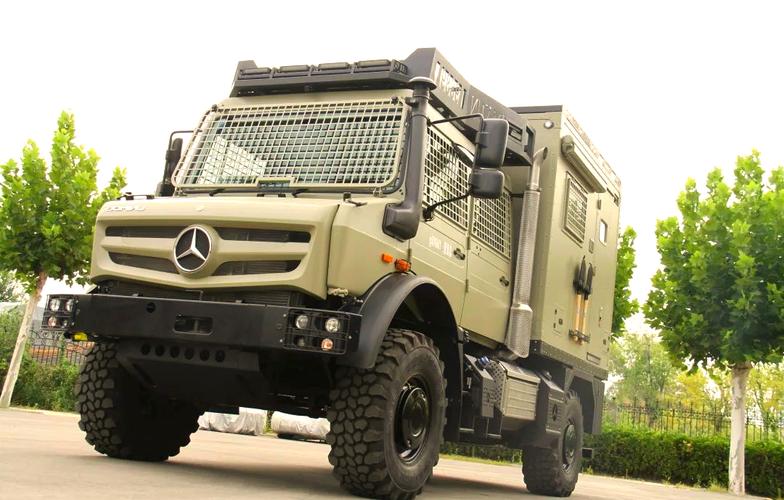 1500万的乌尼莫克房车 顶配乌尼莫克房车