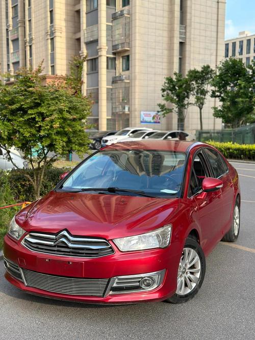 东风雪铁龙世嘉报价及图片/东风雪铁龙世嘉图片大全