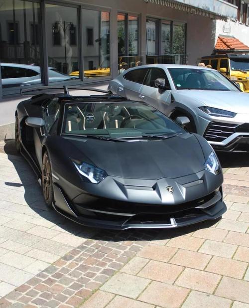 兰博基尼大牛svj(兰博基尼大牛svj63敞篷)